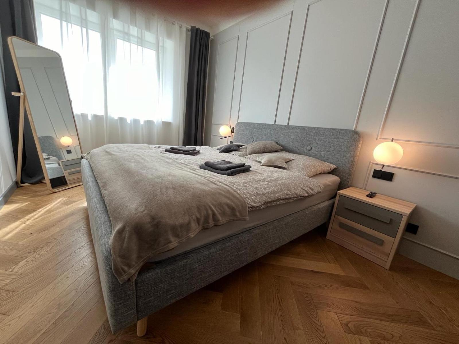 Slunecny Apartman Velké Losiny Exteriör bild